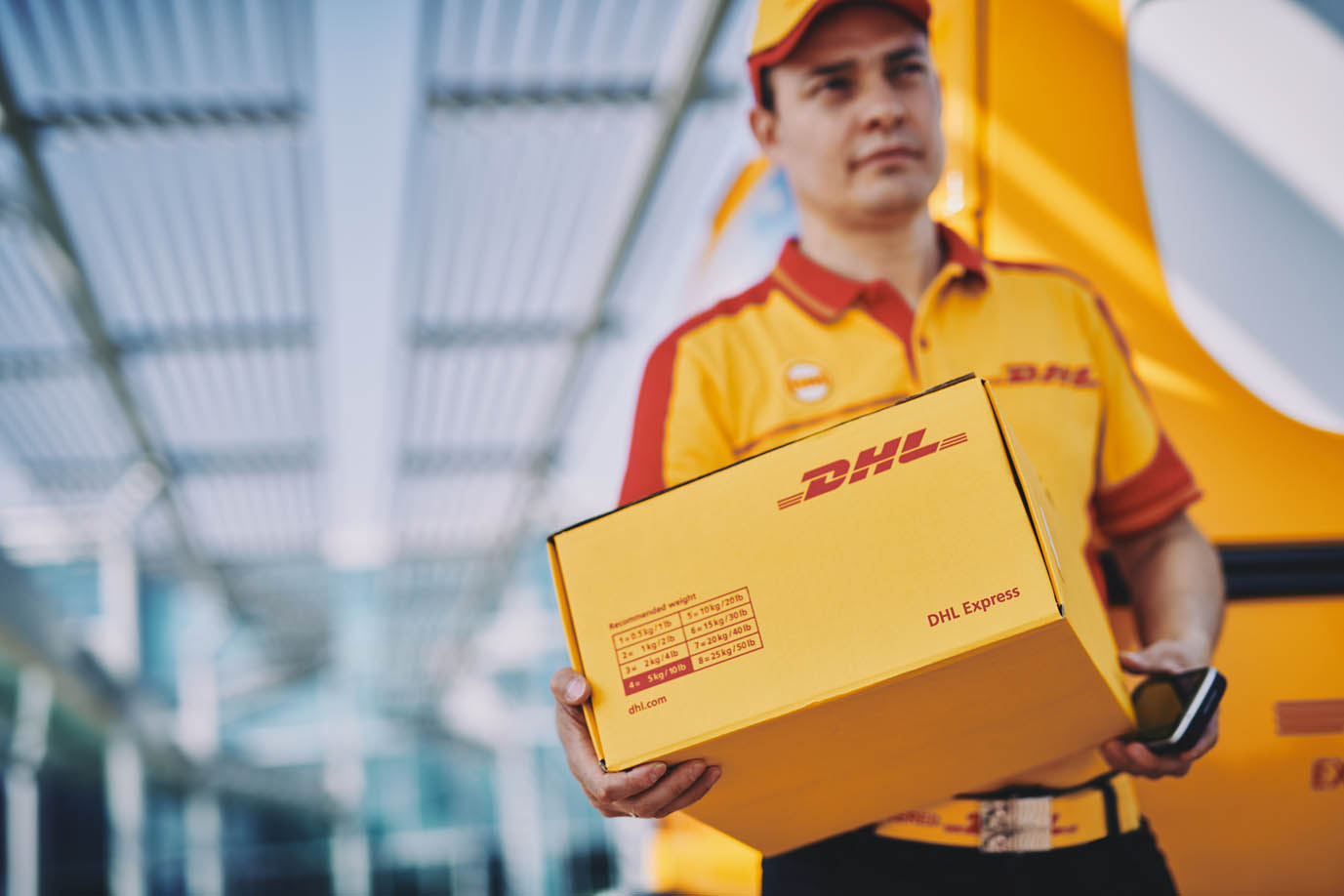DHL
